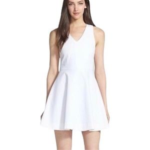 Joie white fit and flare dress 🤍🕊